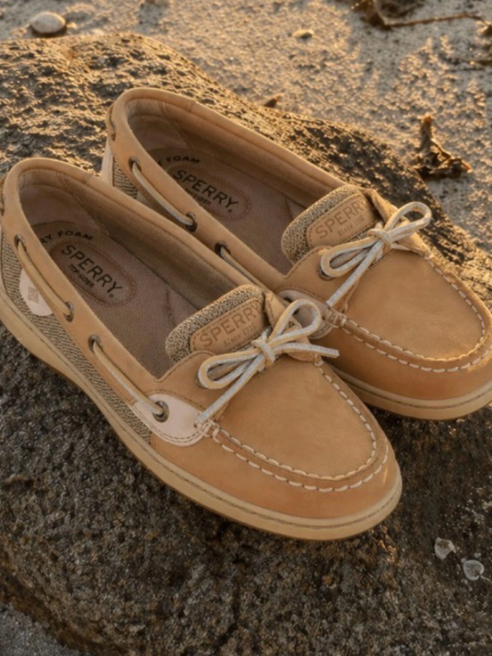 Sperry Top-Sider Angelfish 1 Eye Boat Shoe Linen Oat Color
